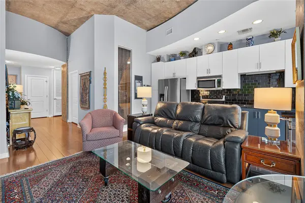 360 Nueces ST #1604, Austin, TX 78701