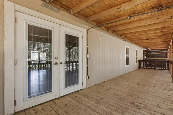 833 Nelson DR, Canyon Lake, TX 78133