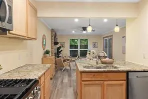 4913 Misty Slope LN, Austin, TX 78744