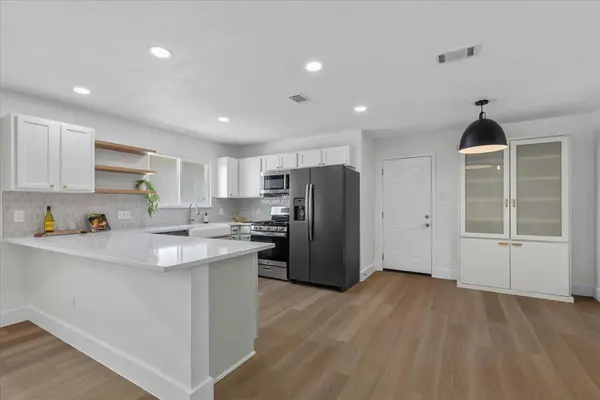 13000 Meadowheath CV, Austin, TX 78729