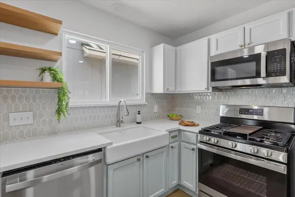 13000 Meadowheath CV, Austin, TX 78729