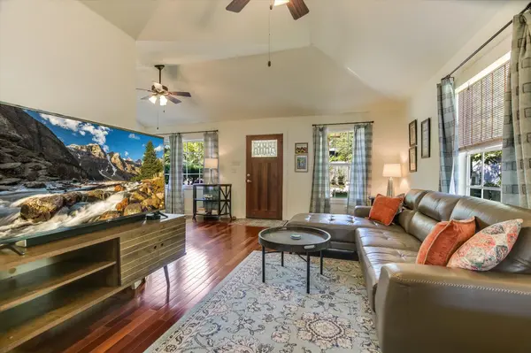 1004 W Monroe ST, Austin, TX 78704