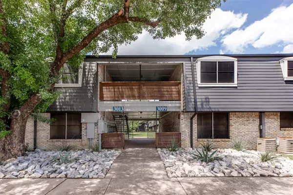3001 Jane LN #102, Haltom City, TX 76117