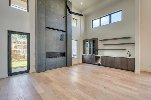 119 Via Roma CT, Horseshoe Bay, TX 78657