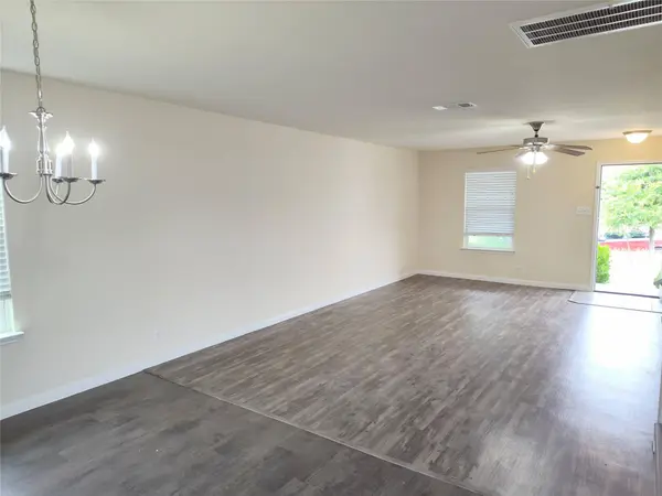 103 Hawkins CT, Hutto, TX 78634