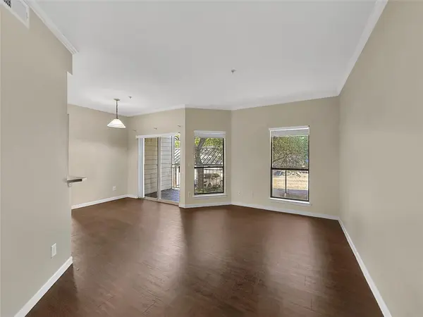 6000 Shepherd Mountain CV #1020, Austin, TX 78730