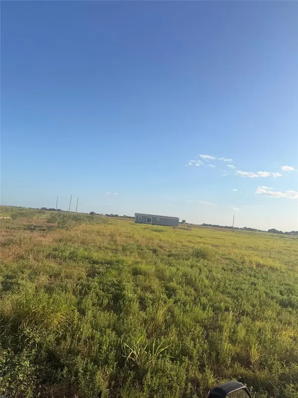 437 CR 423, Taylor, TX 76574