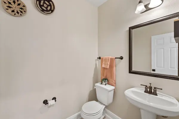 2950 E Old Settlers BLVD #11, Round Rock, TX 78665