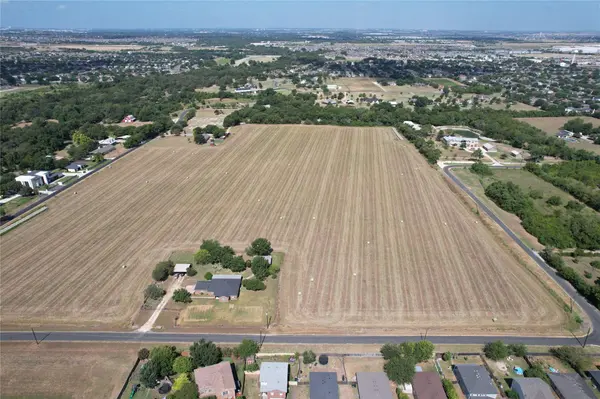 CR 135 @ Coyote Trail County Road 135 RD, Hutto, TX 78634