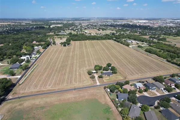 CR 135 @ Coyote Trail County Road 135 RD, Hutto, TX 78634