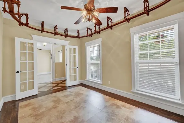 204 Falling HLS, New Braunfels, TX 78132
