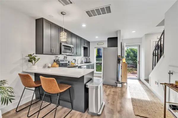 3808 Southway DR #103, Austin, TX 78704