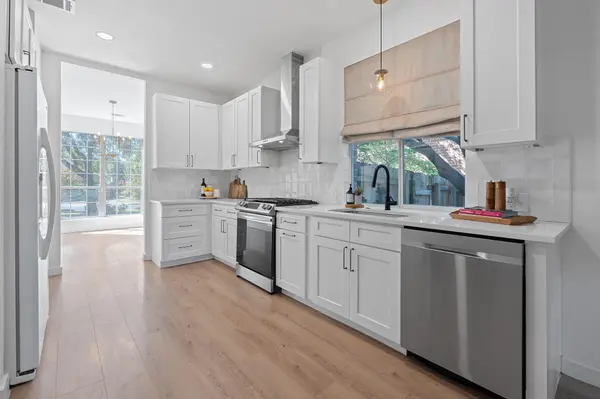 17813 Box Canyon TER, Round Rock, TX 78681