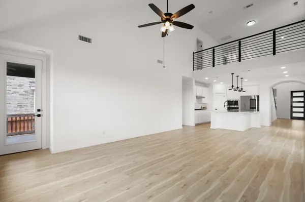 8009 Copper Prairie BND, Lago Vista, TX 78645