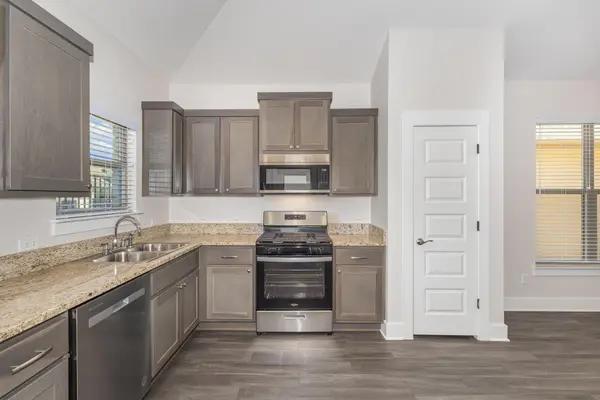 1300 Black Locust DR W #2201, Pflugerville, TX 78660
