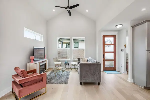 6313 Bristol CIR #1, Austin, TX 78723