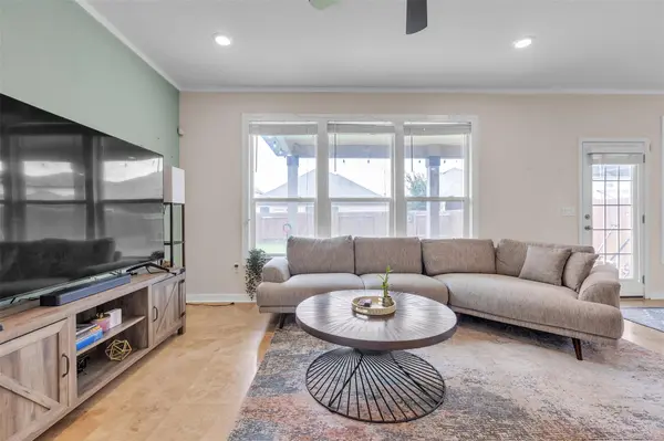 128 Kavanaugh ST, Georgetown, TX 78628