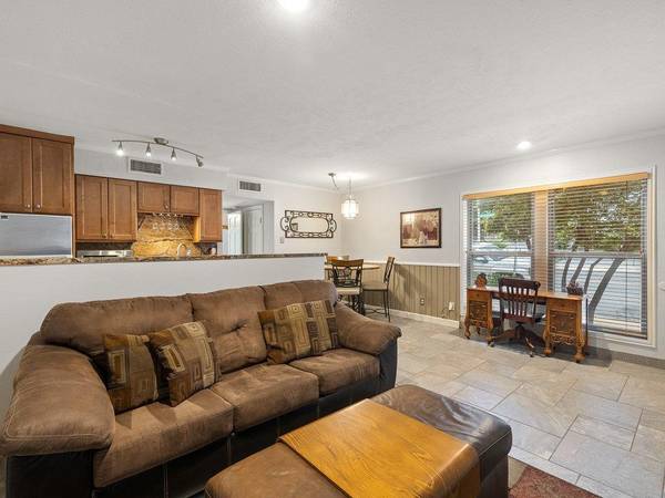 505 W 7th ST #115, Austin, TX 78701