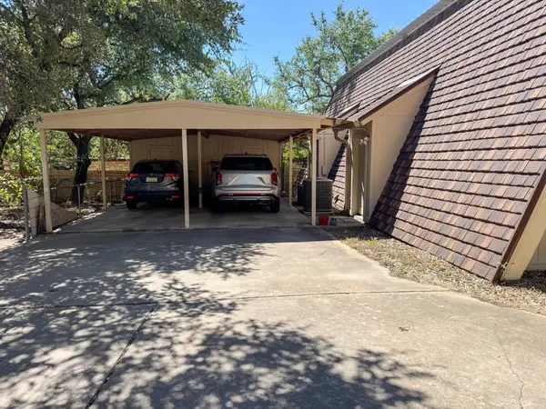 3705 Rocky Hollow TRL #A&B, Georgetown, TX 78628