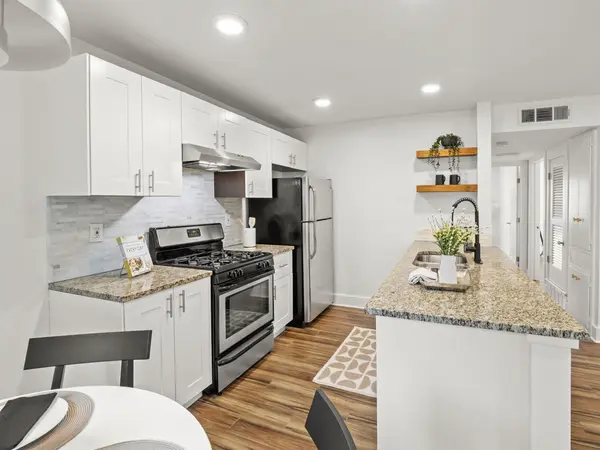 5820 Berkman DR #110, Austin, TX 78723