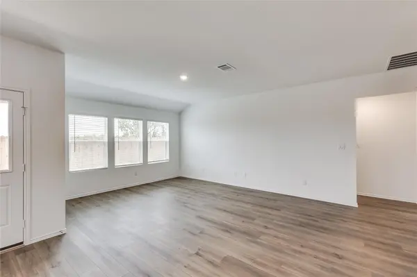 2000 Gilmer WAY, Leander, TX 78641