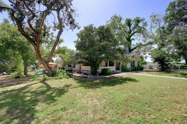 23351 Fm 150 W, Driftwood, TX 78619