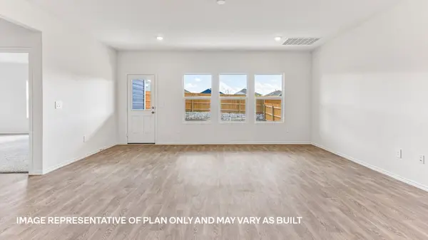 12117 Silverston Tree BND, Mustang Ridge, TX 78610