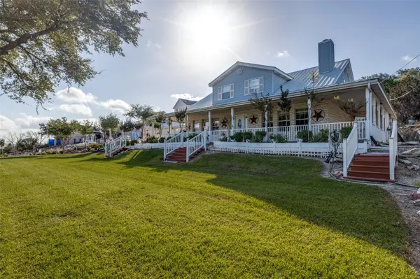 403 Sinclair DR, Spicewood, TX 78669