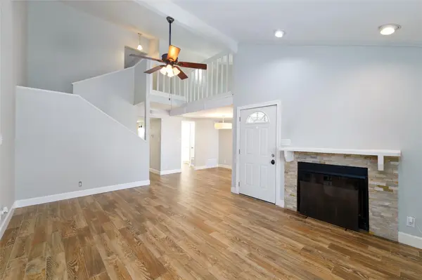 1702 Timber Ridge DR, Austin, TX 78741