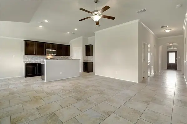 330 Briar Park DR, Georgetown, TX 78626
