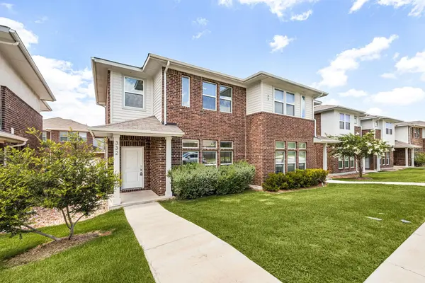 605 W South ST #332, Leander, TX 78641