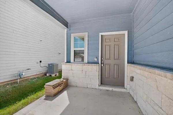 225 English Oak ST, Georgetown, TX 78626