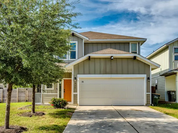 424 Wapiti RD, Buda, TX 78610