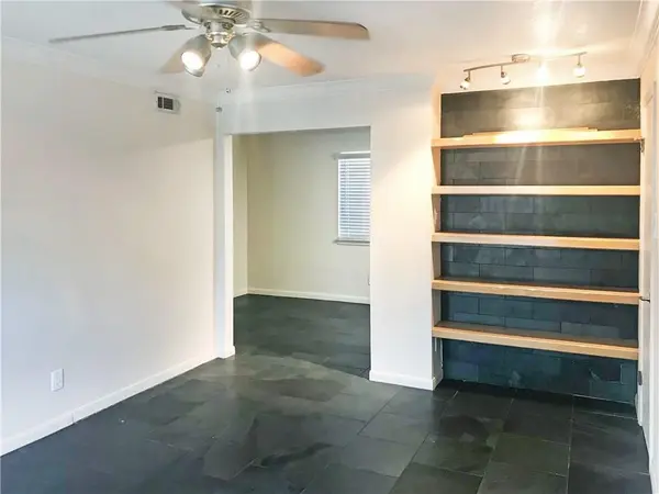741 E OLTORF ST #102, Austin, TX 78704