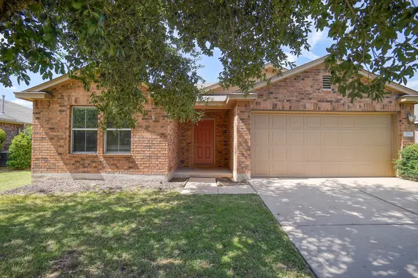 208 Wild Cat DR, Bastrop, TX 78602