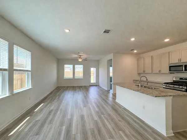158 Jake Pine DR, Buda, TX 78610
