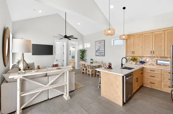 114 Porto Villageo DR, Port Aransas, TX 78373