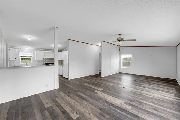 156 Julie DR, Kingsland, TX 78639