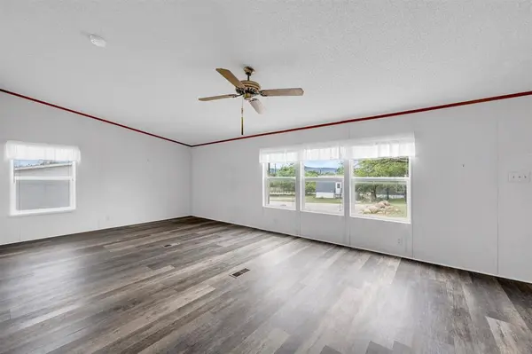156 Julie DR, Kingsland, TX 78639