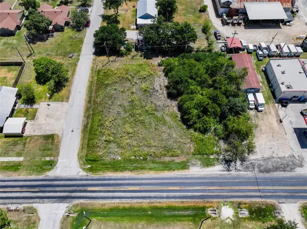 311 E Clark ST, Bartlett, TX 76511