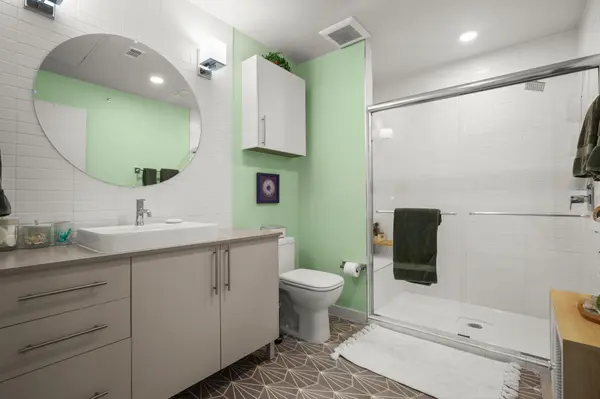 4004 Banister LN #202, Austin, TX 78704