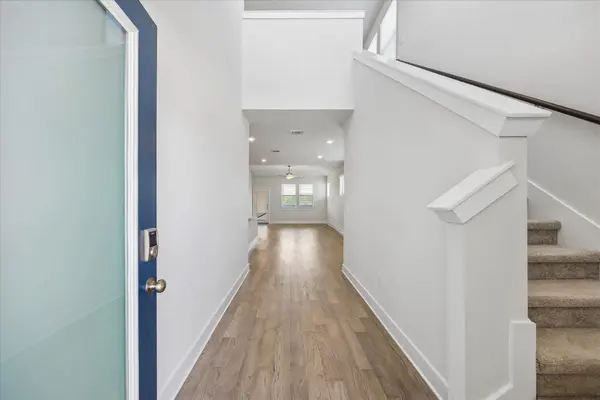 8503 McKamy DR, Austin, TX 78744