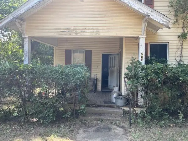 505 W Sixth ST, Brenham, TX 77833
