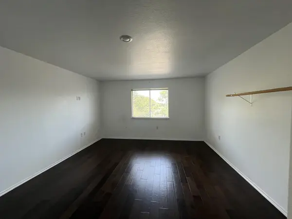 12708 La Paz LN, Del Valle, TX 78617