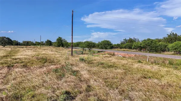 2179 E Highway 237, Round Top, TX 78954