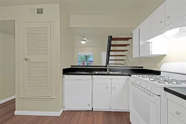 3454 Willowrun DR #C, Austin, TX 78704