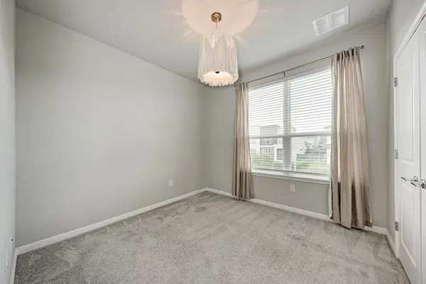 5408A Baythorne DR, Austin, TX 78747