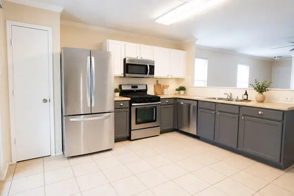 1107 CANADA WILD DR, Buda, TX 78610