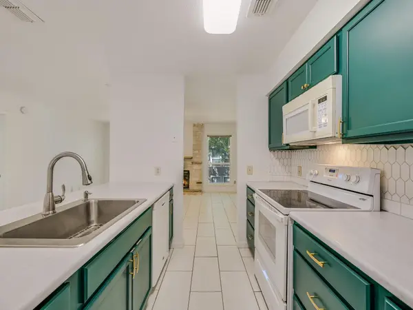 10616 Mellow MEADOWS MDWS #12C, Austin, TX 78750