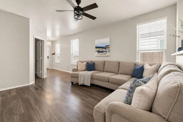 323 Zuma DR, Liberty Hill, TX 78642
